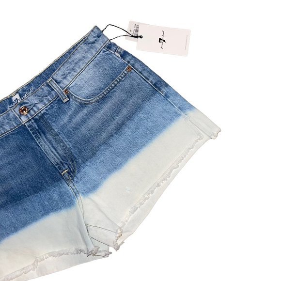 NWT 7 For All Mankind Distressed Womens Shorts 31 Distressed Dip Dye Light Wash - Picture 3 of 7